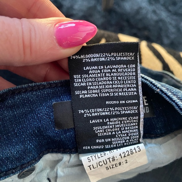 KUT From the Cloth Catherine distressed boyfriend jeans size 2 - Picture 7 of 8